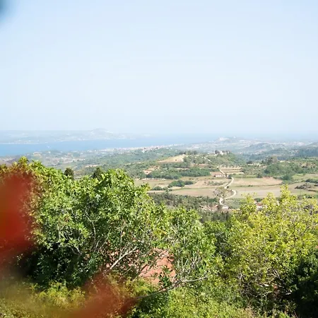 Rena's Panorama View House Hétvégi ház